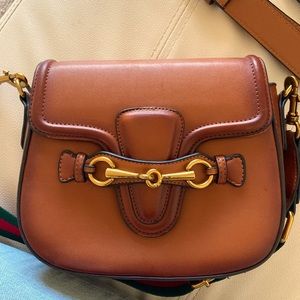 Brown horse bead crossbody bag